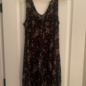 Summer dress with knot front detail